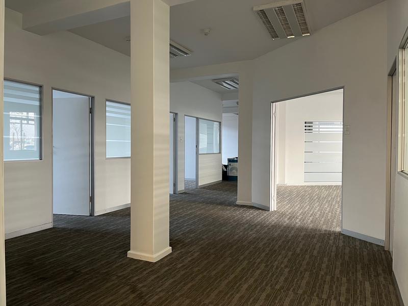 To Let Commercial Property for Rent in Retreat Western Cape